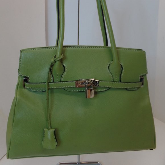 Handbags - Unbranded Lime Colored Purse W Neat Lock & Key Fob Man Made Materials